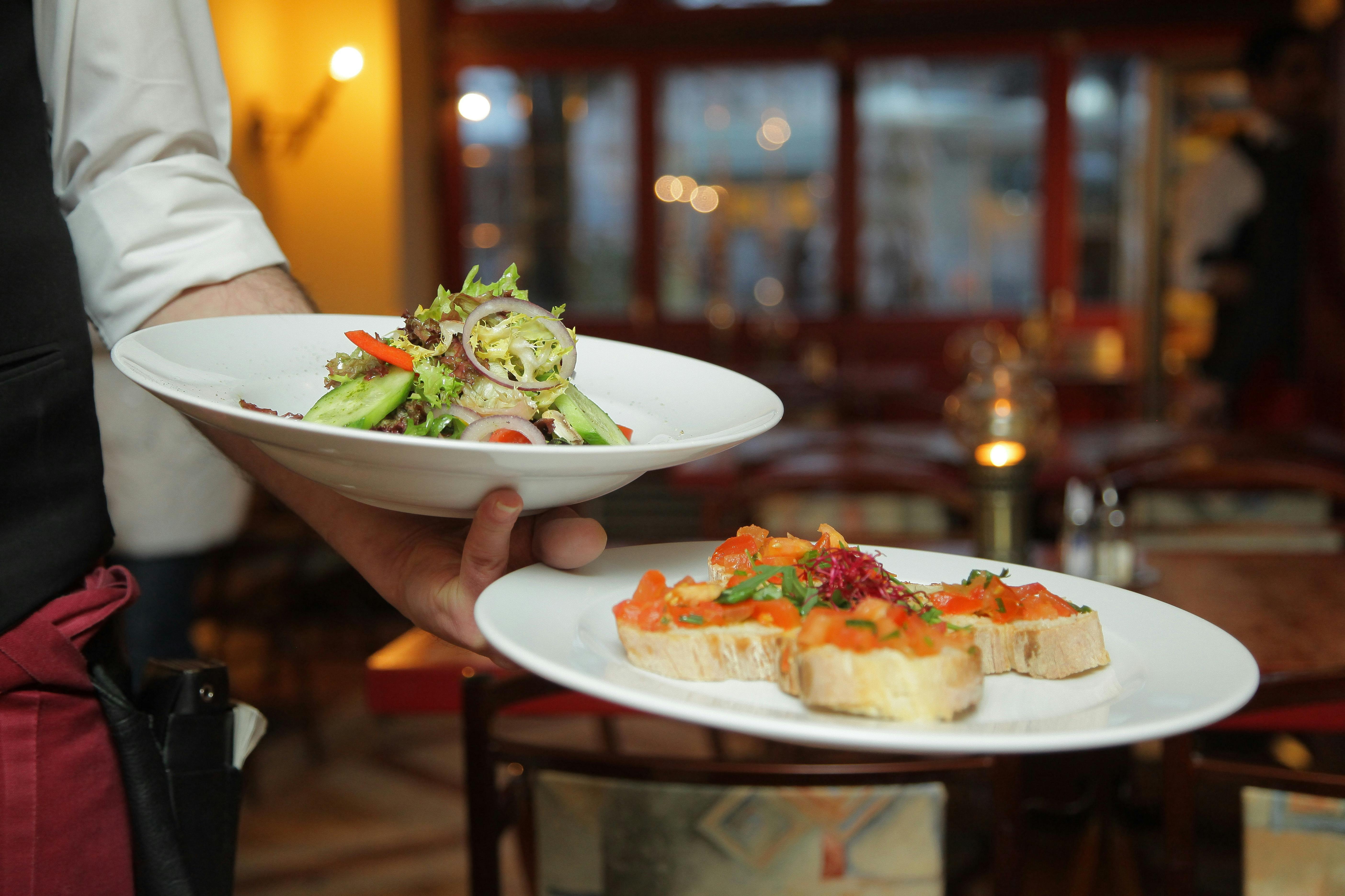 Food & Beverage Insurance Australia – What Cafés and Restaurants Require